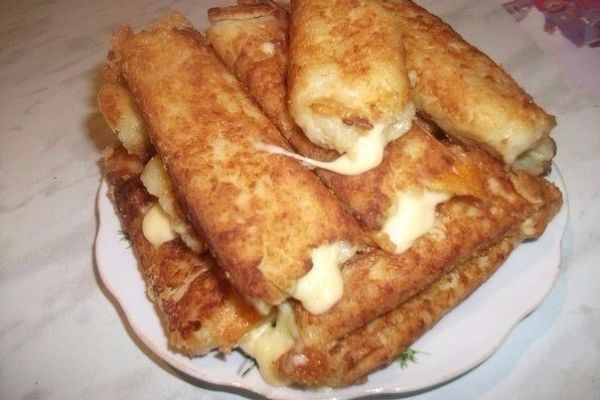 Картофельные палочки с сыром